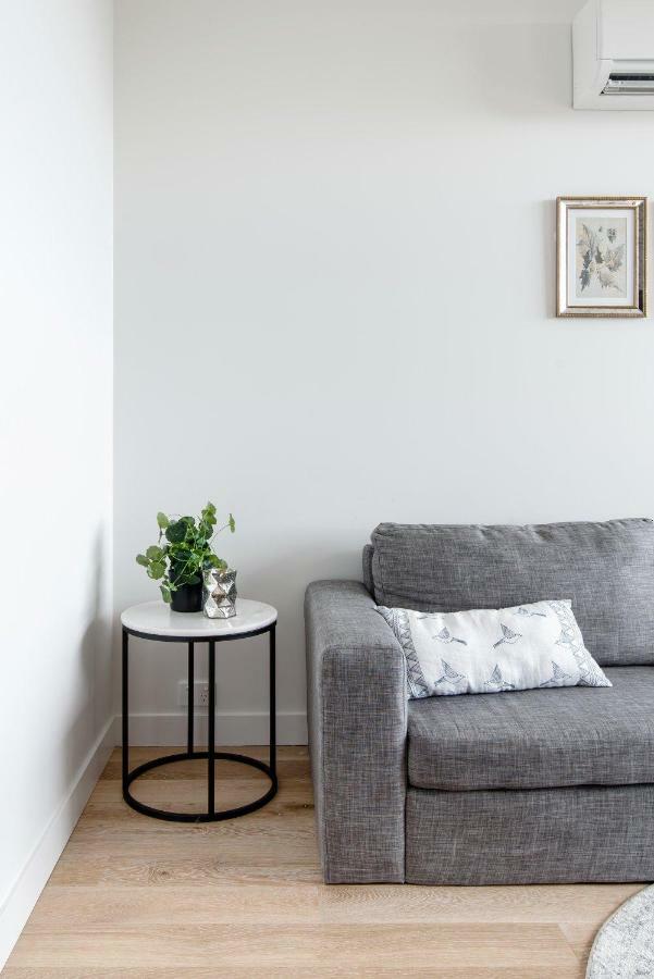 2 Bedrooms Apartment 동커스터 외부 사진